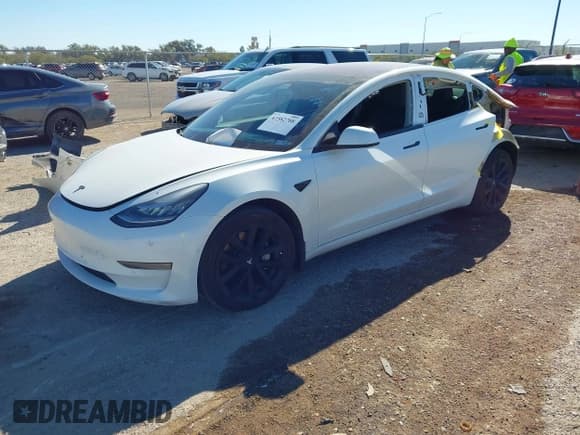 ✅ 2019 Tesla Model 3 Long Range • VIN: 5YJ3E1EB8KF199611 • Лот: 43582708. Опубликован ранее на IAAI с пробегом 107 635 миль. Бесплатный доступ к архиву аукционных продаж из США и подробный отчёт об истории автомобиля на DreamBid. Изображение 18.