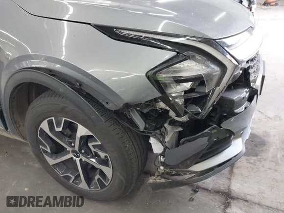 ✅ 2023 Kia Sportage EX • VIN: 5XYK3CAF6PG017622 • Lot: 43426921. Wystawiony na IAAI z przebiegiem 27 641 mil. Bezpłatny archiwum sprzedaży aukcyjnych z USA i szczegółowy raport historii pojazdu na DreamBid. Zdjęcie 6.