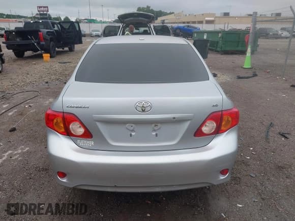 ✅ 2010 Toyota Corolla • VIN: 2T1BU4EEXAC306977 • Lot: 42275349. Listed on IAAI with 161,072 mi. Free auction sales archive from the USA and detailed vehicle history report at DreamBid. Image 17.