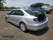✅ 2011 Volkswagen Jetta SE • VIN: 3VWDZ7AJ0BM327549 • Lot: 58147125. Listed on Copart with 295,508 mi. Free auction sales archive from the USA and detailed vehicle history report at DreamBid. Image 2.