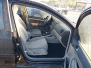 ✅ 2008 Volkswagen Rabbit S • VIN: WVWDB71KX8W331634 • Lot: 41822205. Listed on IAAI with 176,502 mi. Free auction sales archive from the USA and detailed vehicle history report at DreamBid. Image 5.