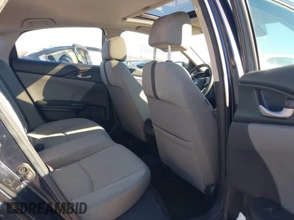 ✅ 2019 Honda Civic EX • VIN: 19XFC1F34KE204349 • Lot: 43780668. Listed on IAAI with 70,089 mi. Free auction sales archive from the USA and detailed vehicle history report at DreamBid. Image 8.