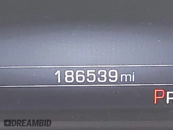 ✅ 2014 GMC Sierra 1500 SLE • VIN: 1GTR1UEC2EZ221102 • Лот: 43328609. Опубликован ранее на IAAI с пробегом 186 539 миль. Бесплатный доступ к архиву аукционных продаж из США и подробный отчёт об истории автомобиля на DreamBid. Изображение 15.