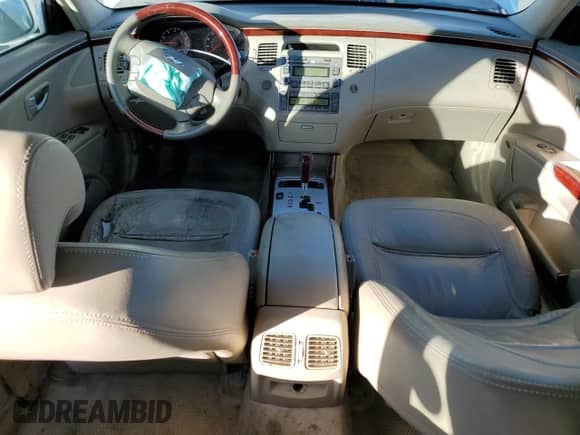 2007 Hyundai Azera SE z VIN KMHFC46F77A238884, wystawiony jako Copart lot #88598615 z przebiegiem 153 755 mil mil oraz Szkoda całkowita • Salvage title. Historia ofert i sprzedaży dostępna na DreamBid. Obrazek 8.