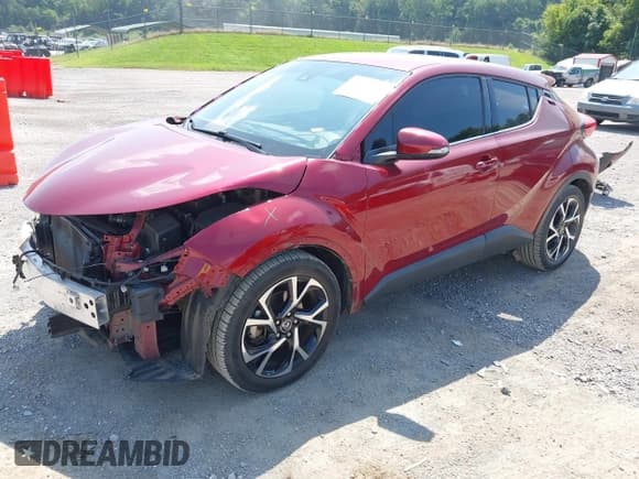 ✅ 2019 Toyota C-HR XLE • VIN: JTNKHMBX3K1036986 • Lot: 43047812. Wystawiony na IAAI z przebiegiem 77 502 mil. Bezpłatny archiwum sprzedaży aukcyjnych z USA i szczegółowy raport historii pojazdu na DreamBid. Zdjęcie 17.