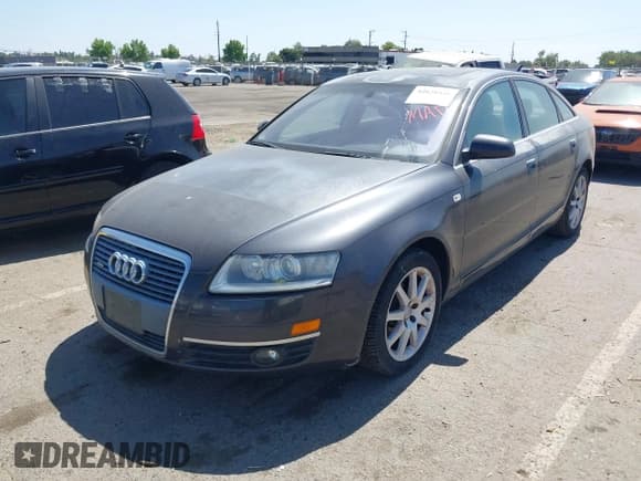✅ 2005 Audi A6 • VIN: WAUDG74F45N086313 • Лот: 42628448. Опубликован ранее на IAAI с пробегом 110 924 миль. Бесплатный доступ к архиву аукционных продаж из США и подробный отчёт об истории автомобиля на DreamBid. Изображение 2.
