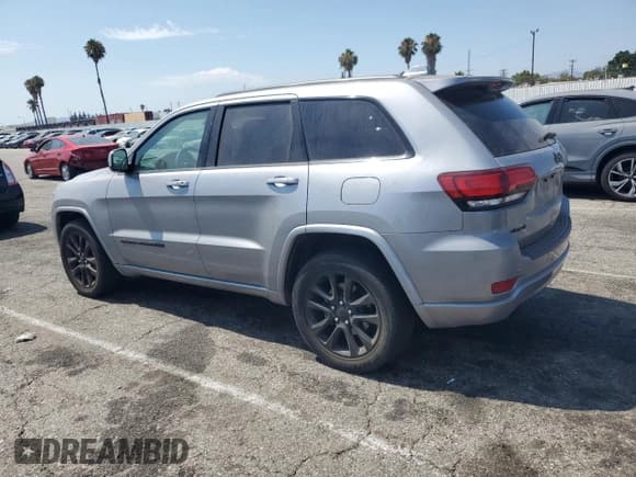 ✅ 2021 Jeep Grand Cherokee Laredo X • VIN: 1C4RJFAG2MC620341 • Лот: 91647665. Опубликован ранее на Copart с пробегом 35 125 миль. Бесплатный доступ к архиву аукционных продаж из США и подробный отчёт об истории автомобиля на DreamBid. Изображение 2.