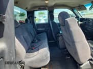 ✅ 2001 Chevrolet Silverado 2500HD LS • VIN: 1GCHK29U61E204921 • Лот: 63318435. Опубликован ранее на Copart с пробегом 283 890 миль. Бесплатный доступ к архиву аукционных продаж из США и подробный отчёт об истории автомобиля на DreamBid. Изображение 10.