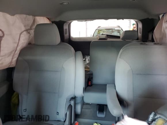 ✅ 2019 Chevrolet Traverse LT Cloth • VIN: 1GNEVGKW4KJ210297 • Lot: 64590085. Wystawiony na Copart z przebiegiem 69 192 mil. Bezpłatny archiwum sprzedaży aukcyjnych z USA i szczegółowy raport historii pojazdu na DreamBid. Zdjęcie 10.