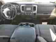 2024 Ram 1500 SLT z VIN 1C6RR6GG0RS127830, wystawiony jako Copart lot #81643515 z przebiegiem 38 466 mil mil oraz Nie do naprawy • Non repairable. Historia ofert i sprzedaży dostępna na DreamBid. Obrazek 8.