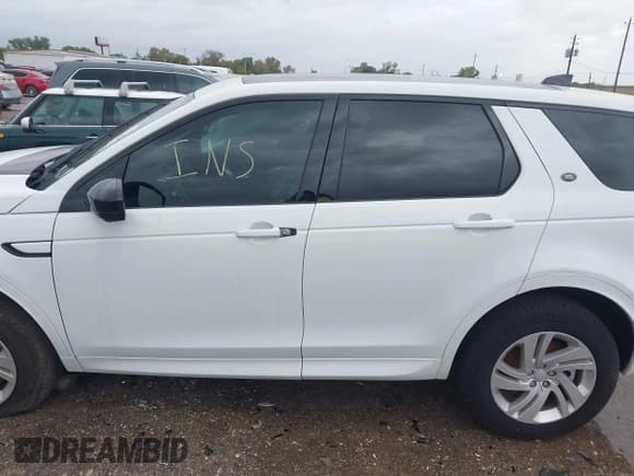 ✅ 2024 Land Rover Discovery Sport Core S • VIN: SALCJ2FX5RH343453 • Лот: 40998818. Опубликован ранее на IAAI с пробегом 2 500 миль. Бесплатный доступ к архиву аукционных продаж из США и подробный отчёт об истории автомобиля на DreamBid. Изображение 13.