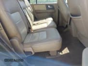 ✅ 2003 Ford Expedition Eddie Bauer • VIN: 1FMRU17W73LB39407 • Lot: 42042645. Wystawiony na IAAI z przebiegiem 220 011 mil. Bezpłatny archiwum sprzedaży aukcyjnych z USA i szczegółowy raport historii pojazdu na DreamBid. Zdjęcie 8.