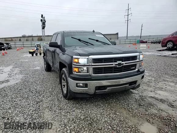 ✅ 2014 Chevrolet Silverado 1500 LT • VIN: 1GCUKREC2EF195221 • Lot: 94161765. Listed on Copart with 140,429 mi. Free auction sales archive from the USA and detailed vehicle history report at DreamBid. Image 13.