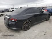 ✅ 2022 BMW 2 Series 230i • VIN: 3MW23CM02N8C63743 • Лот: 49281705. Опубликован ранее на Copart с пробегом 24 043 миль. Бесплатный доступ к архиву аукционных продаж из США и подробный отчёт об истории автомобиля на DreamBid. Изображение 3.