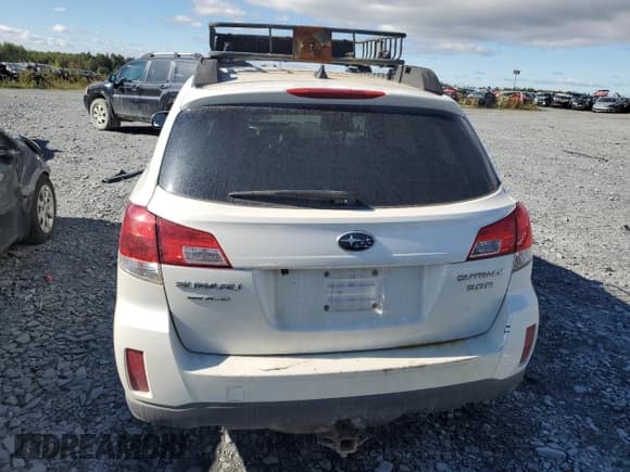 ✅ 2013 Subaru Outback • VIN: 4S4BRJLCXD2284222 • Lot: 80320235. Wystawiony na Copart z przebiegiem 265 697 mil. Bezpłatny archiwum sprzedaży aukcyjnych z USA i szczegółowy raport historii pojazdu na DreamBid. Zdjęcie 6.