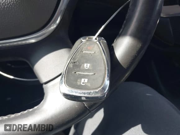 ✅ 2020 Chevrolet Traverse LT Cloth • VIN: 1GNEVMKW1LJ199503 • Lot: 42487487. Wystawiony na IAAI z przebiegiem 94 367 mil. Bezpłatny archiwum sprzedaży aukcyjnych z USA i szczegółowy raport historii pojazdu na DreamBid. Zdjęcie 11.