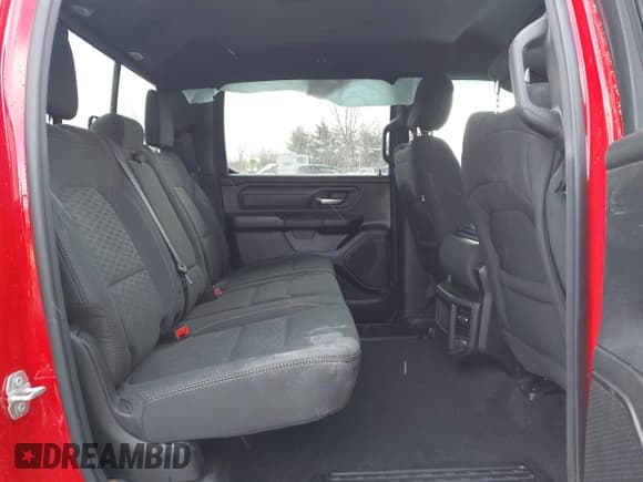 ✅ 2025 Ram 1500 Tradesman • VIN: 1C6RRFGG5SN559981 • Lot: 41612110. Wystawiony na IAAI z przebiegiem 10 650 mil. Bezpłatny archiwum sprzedaży aukcyjnych z USA i szczegółowy raport historii pojazdu na DreamBid. Zdjęcie 8.