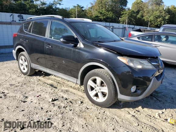 ✅ 2013 Toyota RAV4 XLE • VIN: 2T3WFREV4DW053108 • Lot: 85541605. Listed on Copart with 124,026 mi. Free auction sales archive from the USA and detailed vehicle history report at DreamBid. Image 4.