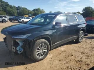 ✅ 2022 Chevrolet Traverse LT Cloth • VIN: 1GNEVGKW3NJ180911 • Lot: 84645655. Wystawiony na Copart z przebiegiem 131 102 mil. Bezpłatny archiwum sprzedaży aukcyjnych z USA i szczegółowy raport historii pojazdu na DreamBid. Zdjęcie 1.