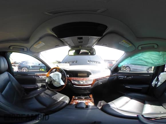 ✅ 2010 Mercedes-Benz S 550 • VIN: WDDNG7BB7AA349375 • Lot: 42241918. Wystawiony na IAAI z przebiegiem 62 808 mil. Bezpłatny archiwum sprzedaży aukcyjnych z USA i szczegółowy raport historii pojazdu na DreamBid. Zdjęcie 19.