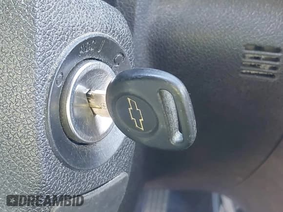 ✅ 2012 Chevrolet Traverse 2LT • VIN: 1GNKVJED3CJ341815 • Lot: 43411256. Wystawiony na IAAI z przebiegiem 166 483 mil. Bezpłatny archiwum sprzedaży aukcyjnych z USA i szczegółowy raport historii pojazdu na DreamBid. Zdjęcie 11.