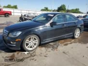 ✅ 2013 Mercedes-Benz C 300 Sport • VIN: WDDGF8AB7DR245588 • Lot: 58091295. Wystawiony na Copart z przebiegiem 90 242 mil. Bezpłatny archiwum sprzedaży aukcyjnych z USA i szczegółowy raport historii pojazdu na DreamBid. Zdjęcie 1.