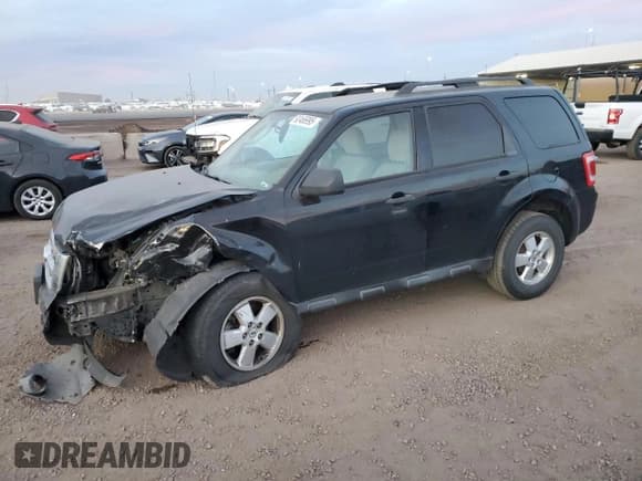 ✅ 2012 Ford Escape XLT • VIN: 1FMCU9D72CKB81541 • Lot: 92466995. Wystawiony na Copart z przebiegiem Nie podano. Bezpłatny archiwum sprzedaży aukcyjnych z USA i szczegółowy raport historii pojazdu na DreamBid. Zdjęcie 1.