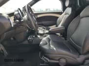 ✅ 2014 MINI Roadster S • VIN: WMWSY3C54ET566403 • Lot: 57357965. Wystawiony na Copart z przebiegiem 65 532 mil. Bezpłatny archiwum sprzedaży aukcyjnych z USA i szczegółowy raport historii pojazdu na DreamBid. Zdjęcie 7.