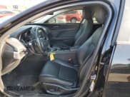 ✅ 2017 Jaguar XE 25t Premium • VIN: SAJAD4BG1HA962003 • Lot: 67956935. Wystawiony na Copart z przebiegiem 77 689 mil. Bezpłatny archiwum sprzedaży aukcyjnych z USA i szczegółowy raport historii pojazdu na DreamBid. Zdjęcie 7.