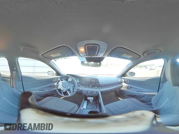 ✅ 2025 Hyundai Elantra SE • VIN: KMHLL4DG4SU989138 • Lot: 70247405. Listed on Copart with 14,898 mi. Free auction sales archive from the USA and detailed vehicle history report at DreamBid. Image 14.