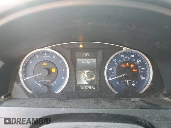 2017 Toyota Camry XLE с VIN 4T1BF1FK4HU453916, выставлен на аукционе Copart как лот 81199115 с пробегом 207 787 миль миль и Списание • Salvage title. История ставок и продаж доступна на DreamBid. Изображение 9.