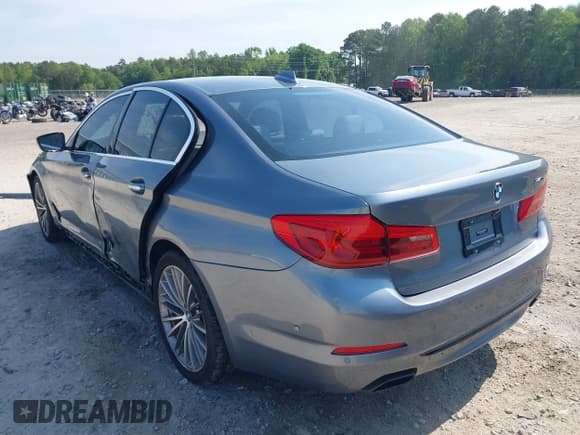 ✅ 2017 BMW 5 Series 540i • VIN: WBAJE5C30HG915326 • Lot: 42138937. Listed on IAAI with 96,105 mi. Free auction sales archive from the USA and detailed vehicle history report at DreamBid. Image 3.