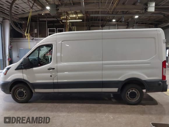 ✅ 2017 Ford Transit • VIN: 1FTYR2CM5HKA51593 • Лот: 42810325. Опубликован ранее на IAAI с пробегом 282 588 миль. Бесплатный доступ к архиву аукционных продаж из США и подробный отчёт об истории автомобиля на DreamBid. Изображение 14.