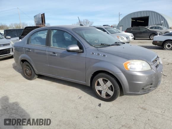 ✅ 2010 Chevrolet Aveo 1LT • VIN: KL1TD5DE3AB118772 • Lot: 50234765. Wystawiony na Copart z przebiegiem 171 575 mil. Bezpłatny archiwum sprzedaży aukcyjnych z USA i szczegółowy raport historii pojazdu na DreamBid. Zdjęcie 4.