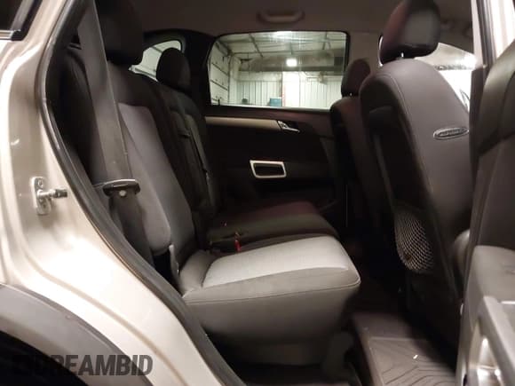 ✅ 2012 Chevrolet Captiva Sport LS • VIN: 3GNAL2EK9CS527167 • Lot: 42584088. Wystawiony na IAAI z przebiegiem 172 723 mil. Bezpłatny archiwum sprzedaży aukcyjnych z USA i szczegółowy raport historii pojazdu na DreamBid. Zdjęcie 8.