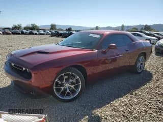 ✅ 2022 Dodge Challenger SXT • VIN: 2C3CDZAG4NH254299 • Lot: 85888415. Wystawiony na Copart z przebiegiem 27 113 mil. Bezpłatny archiwum sprzedaży aukcyjnych z USA i szczegółowy raport historii pojazdu na DreamBid. Zdjęcie 1.