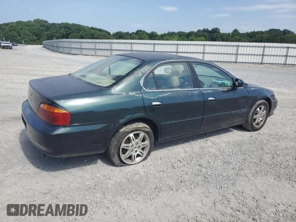 ✅ 2001 Acura TL • VIN: 19UUA56611A016017 • Лот: 65560695. Опубликован ранее на Copart с пробегом 208 614 миль. Бесплатный доступ к архиву аукционных продаж из США и подробный отчёт об истории автомобиля на DreamBid. Изображение 3.