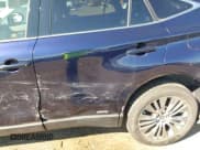 ✅ 2021 Toyota Venza LE • VIN: JTEAAAAH9MJ053397 • Lot: 42774699. Listed on IAAI with 60,672 mi. Free auction sales archive from the USA and detailed vehicle history report at DreamBid. Image 19.