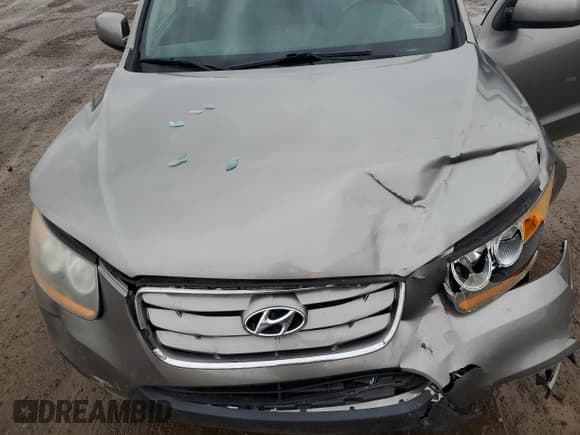 ✅ 2011 Hyundai Santa Fe SE • VIN: 5XYZHDAGXBG029702 • Lot: 80465314. Listed on Copart with 159,950 mi. Free auction sales archive from the USA and detailed vehicle history report at DreamBid. Image 12.