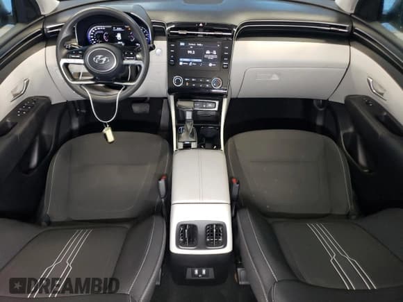 ✅ 2023 Hyundai Tucson SEL • VIN: 5NMJB3AE3PH195726 • Lot: 79835454. Wystawiony na Copart z przebiegiem 52 500 mil. Bezpłatny archiwum sprzedaży aukcyjnych z USA i szczegółowy raport historii pojazdu na DreamBid. Zdjęcie 8.