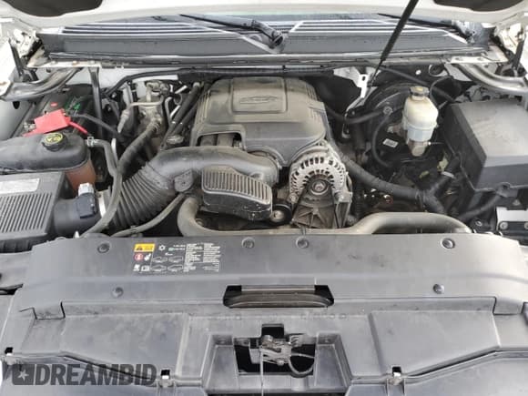 ✅ 2013 Chevrolet Suburban LT • VIN: 1GNSCJE06DR203594 • Lot: 63114724. Wystawiony na Copart z przebiegiem 263 456 mil. Bezpłatny archiwum sprzedaży aukcyjnych z USA i szczegółowy raport historii pojazdu na DreamBid. Zdjęcie 14.