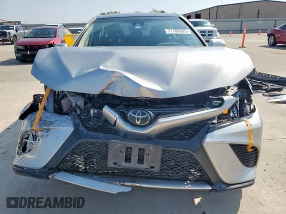 2020 Toyota Camry XSE with VIN 4T1K61AK1LU396493, listed as a Copart auction lot 71789325 with 70,857 mi miles and Salvage title. Bid and sale history available at DreamBid. Image 5.