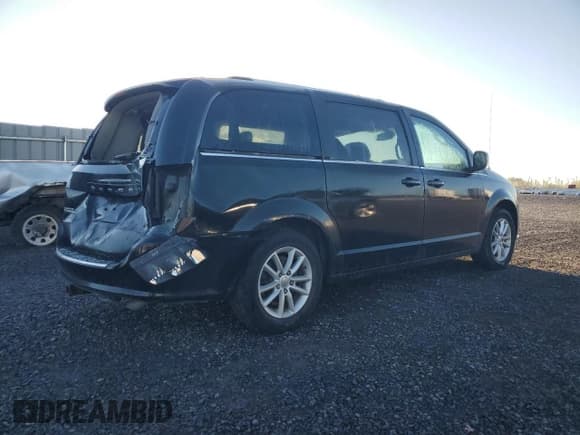 ✅ 2018 Dodge Grand Caravan SE • VIN: 2C4RDGBG4JR329371 • Lot: 90029535. Wystawiony na Copart z przebiegiem 161 325 mil. Bezpłatny archiwum sprzedaży aukcyjnych z USA i szczegółowy raport historii pojazdu na DreamBid. Zdjęcie 3.