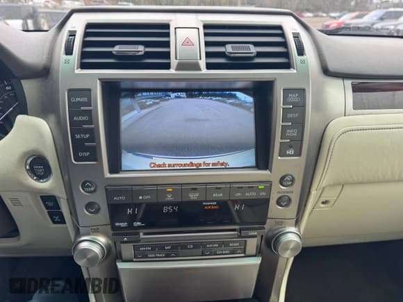 ✅ 2011 Lexus GX 460 • VIN: JTJBM7FXXB5032970 • Лот: 57851525. Опубликован ранее на Copart с пробегом 197 182 миль. Бесплатный доступ к архиву аукционных продаж из США и подробный отчёт об истории автомобиля на DreamBid. Изображение 9.