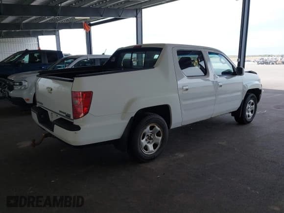 ✅ 2011 Honda Ridgeline RT • VIN: 5FPYK1F20BB002807 • Lot: 42168252. Wystawiony na IAAI z przebiegiem 258 388 mil. Bezpłatny archiwum sprzedaży aukcyjnych z USA i szczegółowy raport historii pojazdu na DreamBid. Zdjęcie 4.