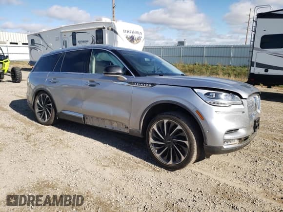 ✅ 2021 Lincoln Aviator Reserve • VIN: 5LM5J7XC5MGL11831 • Lot: 70308313. Listed on Copart with 42,735 mi. Free auction sales archive from the USA and detailed vehicle history report at DreamBid. Image 4.