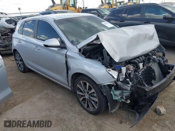 ✅ 2019 Hyundai Elantra • VIN: KMHH35LE3KU104438 • Лот: 42973772. Опубликован ранее на IAAI с пробегом 17 896 миль. Бесплатный доступ к архиву аукционных продаж из США и подробный отчёт об истории автомобиля на DreamBid. Изображение 1.