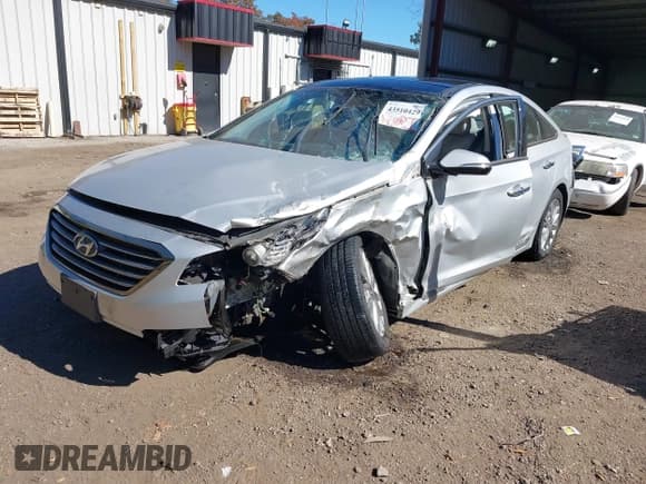 ✅ 2015 Hyundai Sonata Sport • VIN: 5NPE34AF7FH057167 • Лот: 43510429. Опубликован ранее на IAAI с пробегом 176 810 миль. Бесплатный доступ к архиву аукционных продаж из США и подробный отчёт об истории автомобиля на DreamBid. Изображение 17.