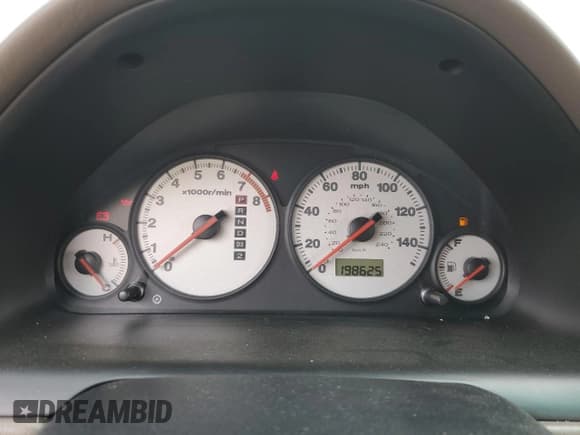 ✅ 2002 Honda Civic LX • VIN: 2HGES16652H598880 • Lot: 84577015. Wystawiony na Copart z przebiegiem 198 625 mil. Bezpłatny archiwum sprzedaży aukcyjnych z USA i szczegółowy raport historii pojazdu na DreamBid. Zdjęcie 9.