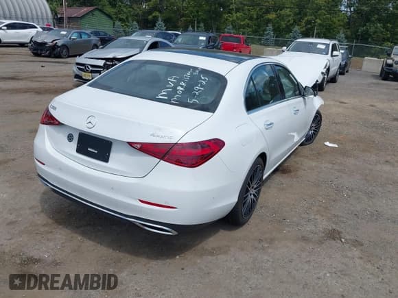 ✅ 2025 Mercedes-Benz C 300 • VIN: W1KAF4HB7SR243342 • Лот: 42953272. Опубликован ранее на IAAI с пробегом 1 768 миль. Бесплатный доступ к архиву аукционных продаж из США и подробный отчёт об истории автомобиля на DreamBid. Изображение 4.